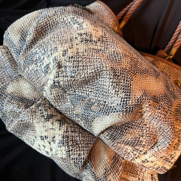 Purse - Picture 5 of 12